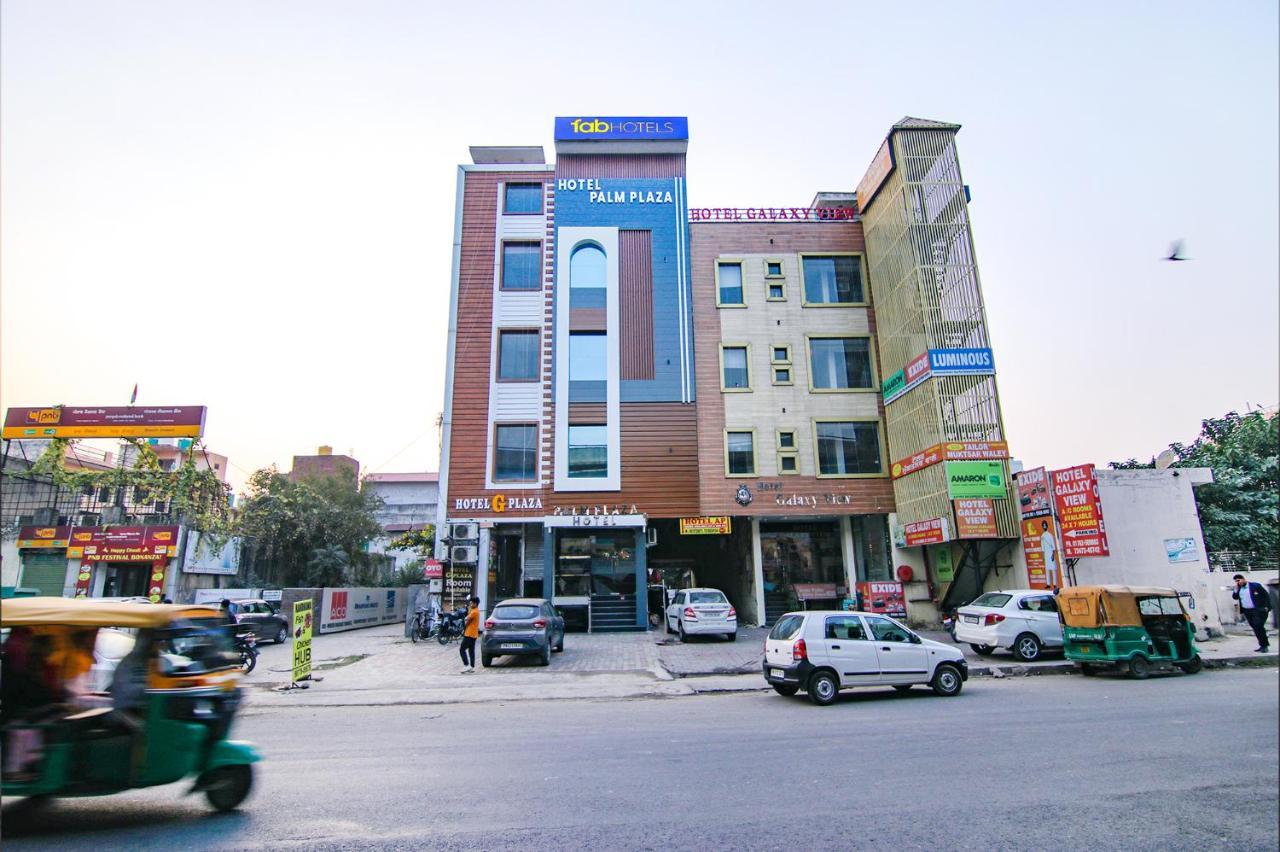 Fabhotel Palm Plaza Zirakpur エクステリア 写真